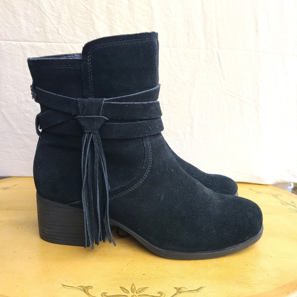 Koolaburra UGG US 9 Black Suede Block Heel Ankle Boots Booties Boho Quiet Luxury